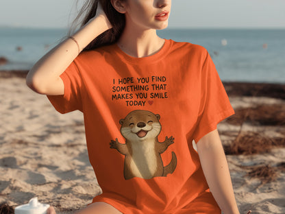 Find Something That Makes You Smile Otter T-Shirt