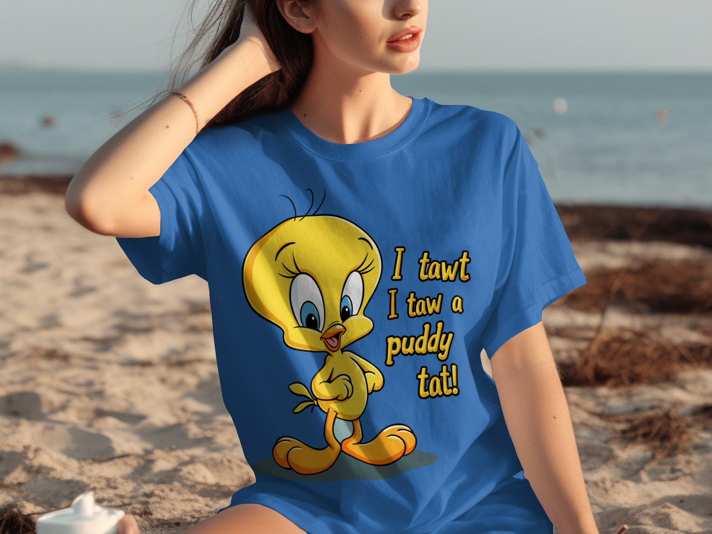 I tawt I taw a puddy tat Tweety Bird t-shirt