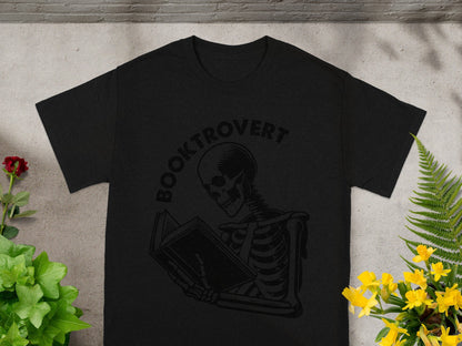 Skeleton Reading Booktrovert Graphic T-Shirt