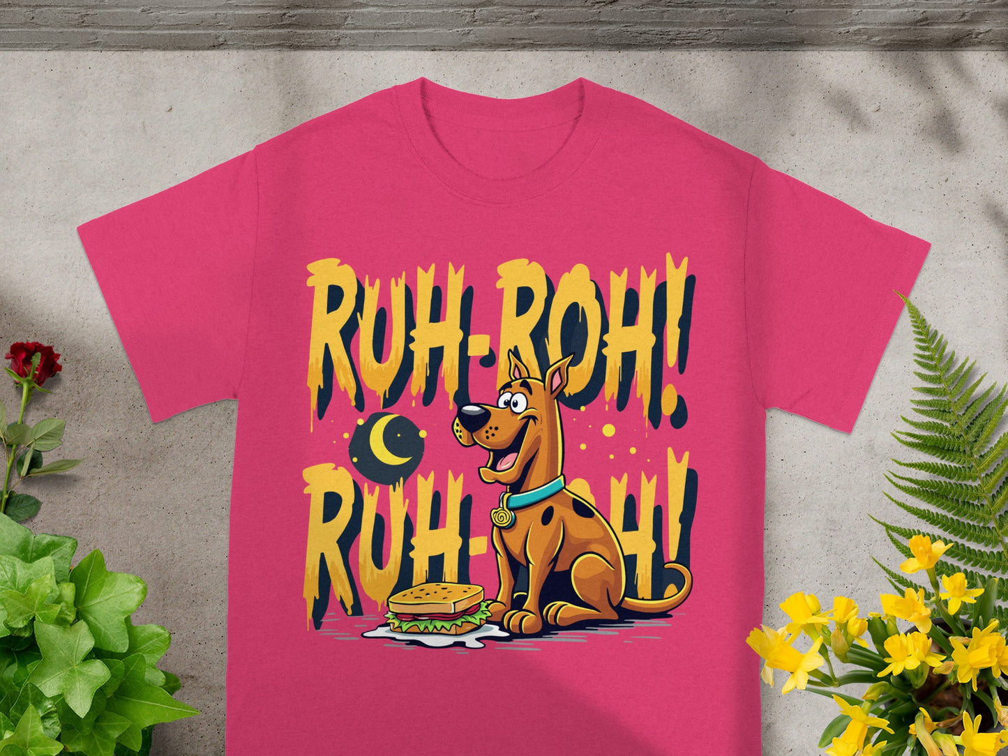 Scooby-Doo graphic tee with "Ruh-Roh!" text and a sandwich.