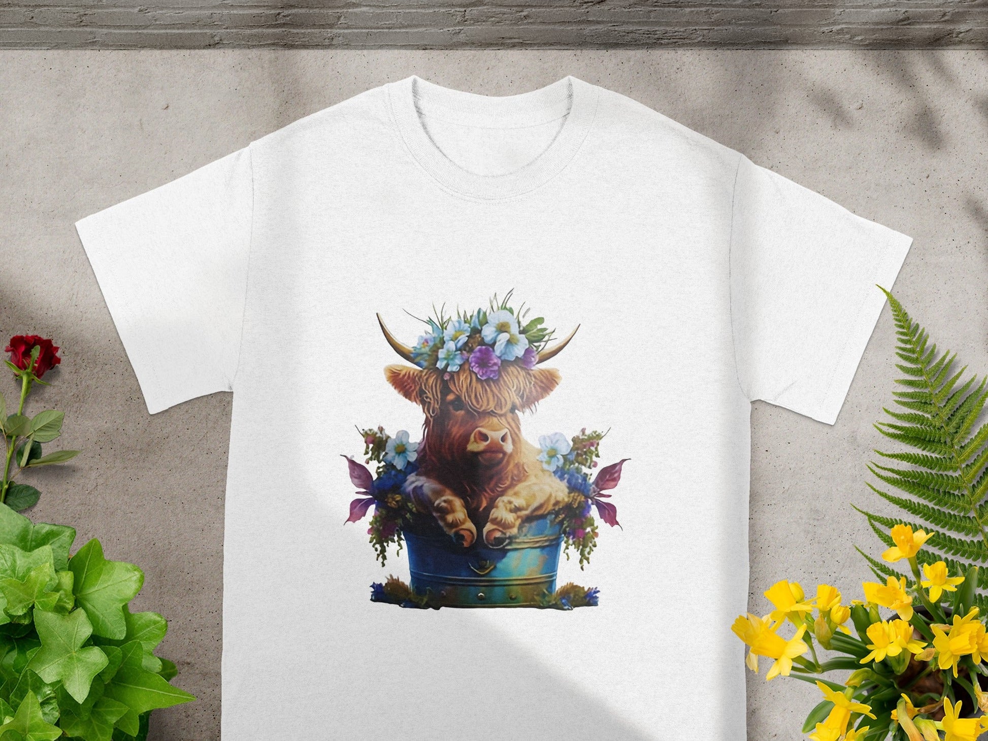 Highland Cow Floral Design Graphic T-Shirt