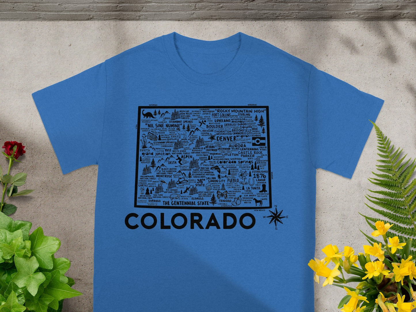 Colorado Map Graphic T-Shirt for Travel Enthusiasts