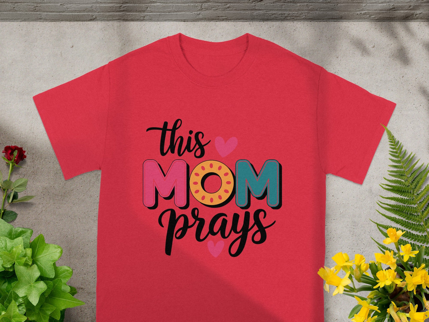 This Mom Prays Heart Design Red T-Shirt Product