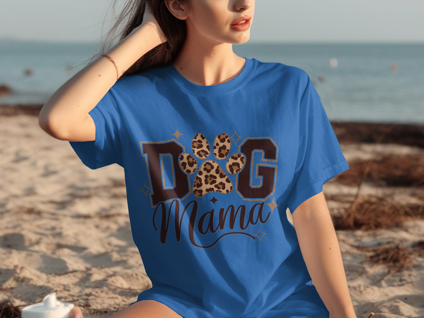 Dog Mama Graphic Tee with Leopard Print Paw Design
