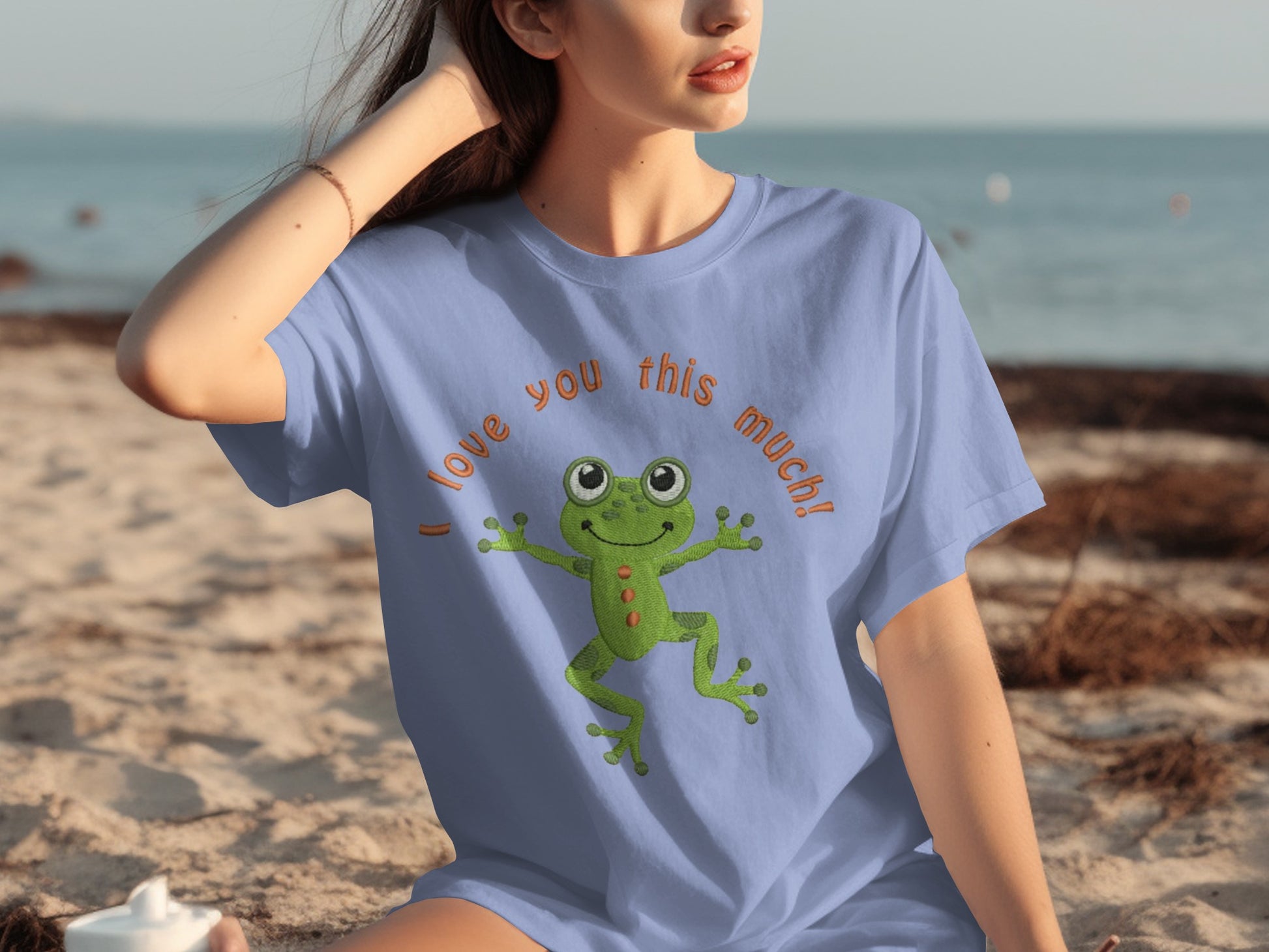 Cute Frog I Love You This Much Graphic T-Shirt