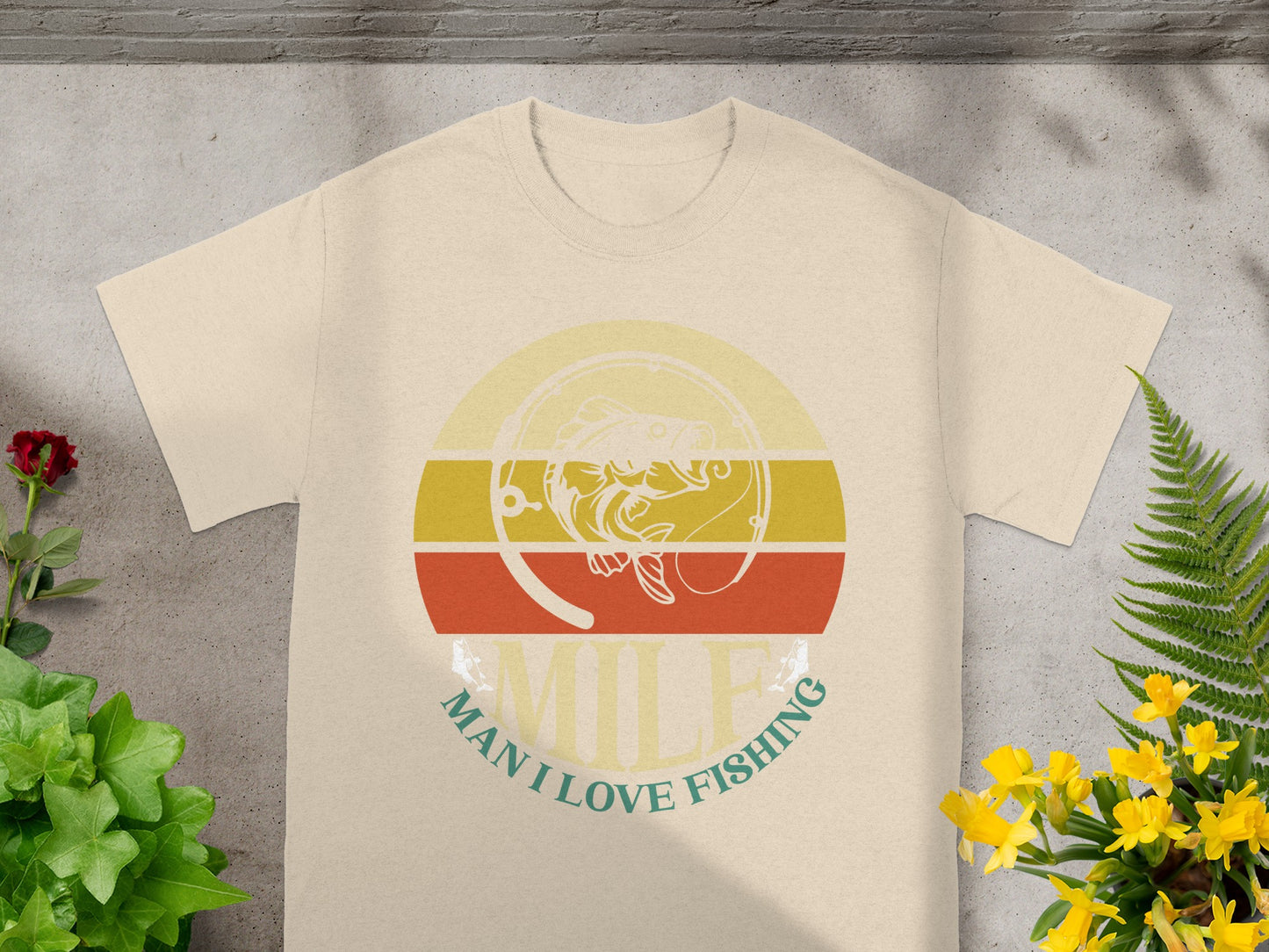 Cream t-shirt with "MAN I LOVE FISHING" text and fishing graphic.