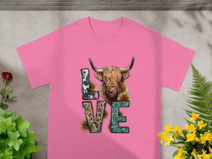 Cute Love Highland Cow Graphic Pink T-Shirt