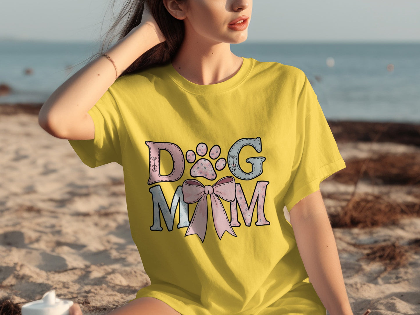 Dog Mom With Cute Bow Letters Print T-shirt
