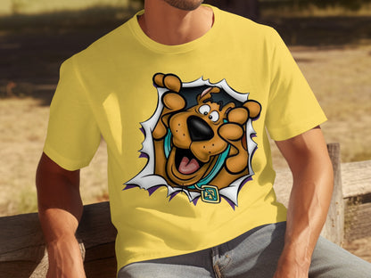 Scooby-Doo Peeking Fun Graphic Yellow T-shirt
