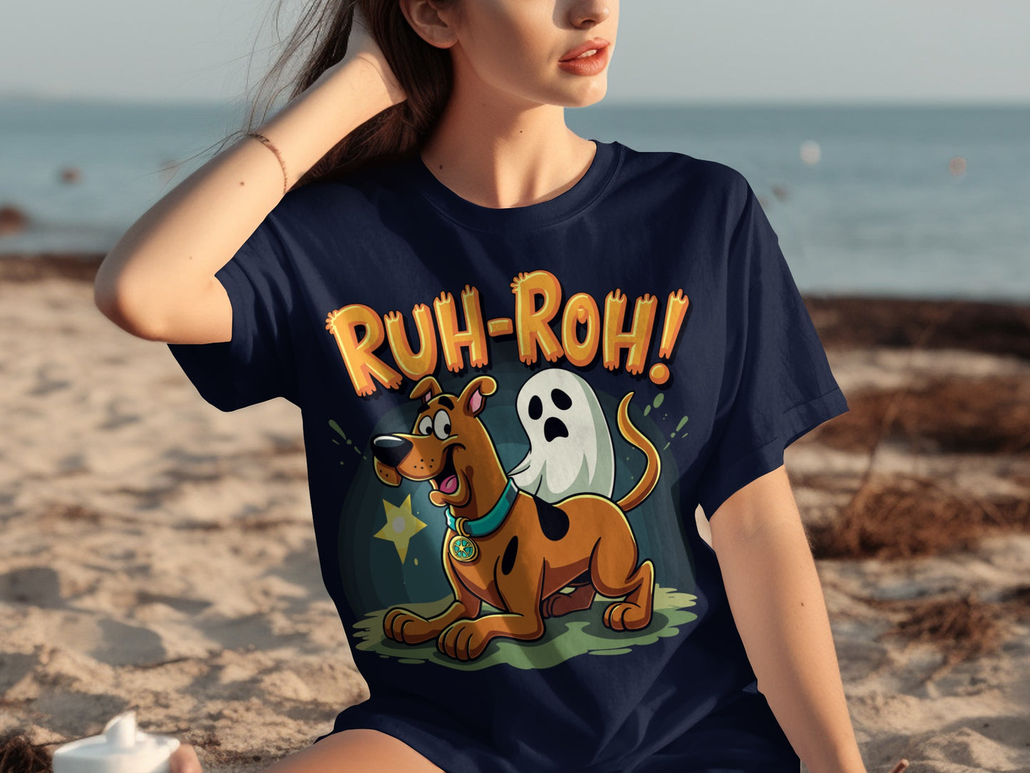 Ruh-Roh Scooby-Doo Ghostly Design T-Shirt